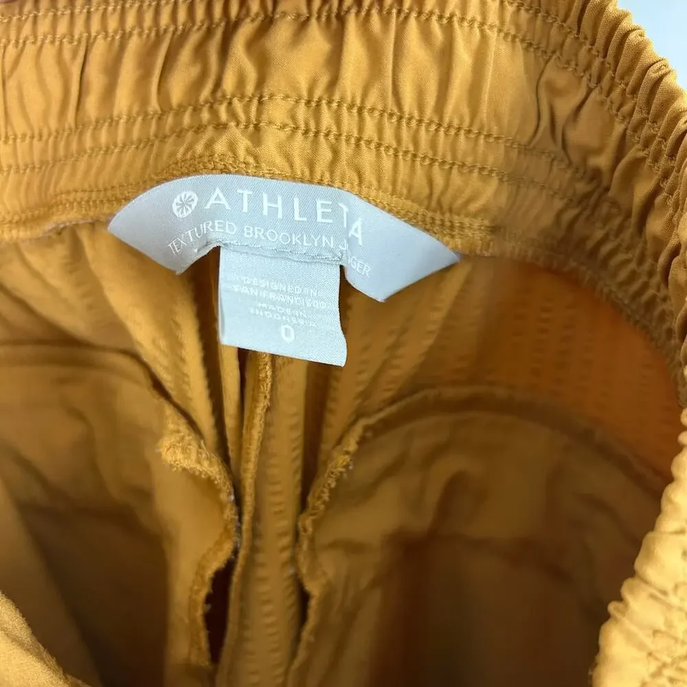 Athleta Textured Brooklyn Jogger Tuscan Gold Mustard Yellow size 0 XS Pants